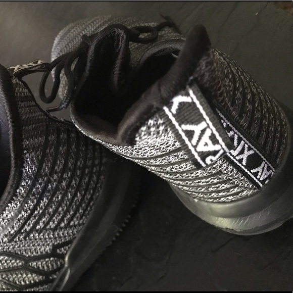 XRay Renton Runners - Picture 2 of 6